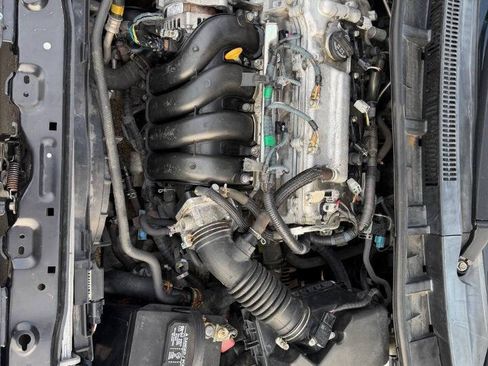 Used 2010 Toyota Corolla LE FWD image 27