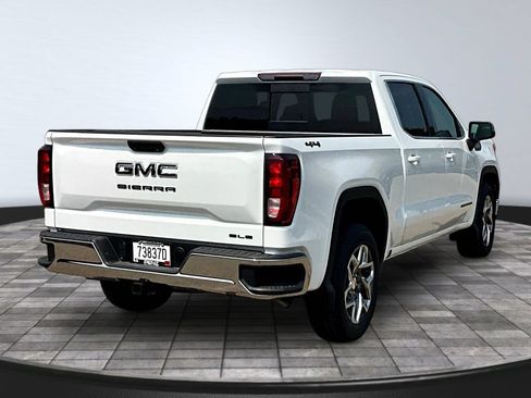 New 2026 GMC Sierra 1500 SLE w/ Preferred Package AWD/4WD image 15