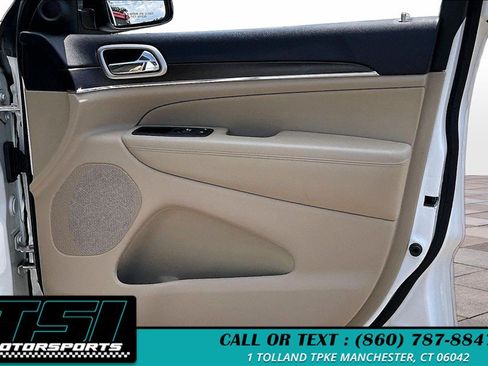 Used 2014 Jeep Grand Cherokee Limited AWD/4WD image 22