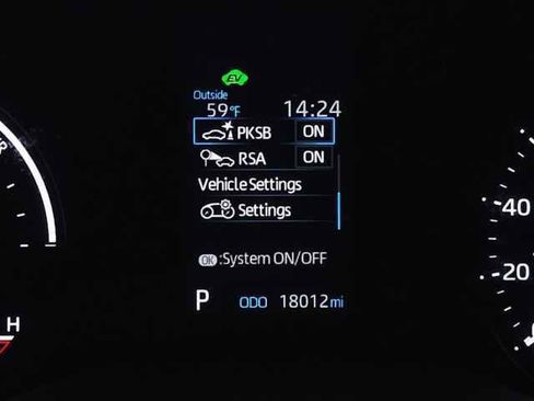 Used 2023 Toyota Sienna XLE image 24