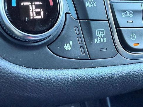 Used 2022 Chevrolet Equinox LT FWD image 43