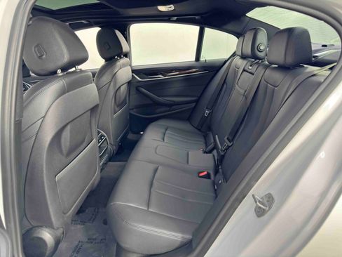 Used 2018 BMW 530e image 42