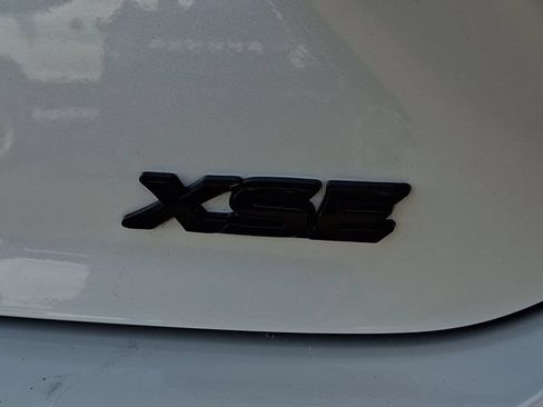 Used 2026 Toyota Camry XSE AWD/4WD image 31