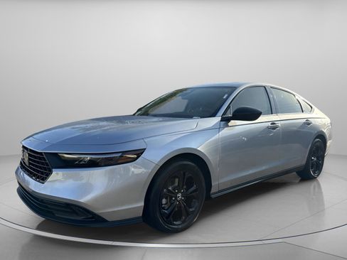 New 2025 Honda Accord SE image 2