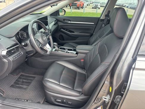 Used 2023 Nissan Altima 2.0 SR FWD image 16