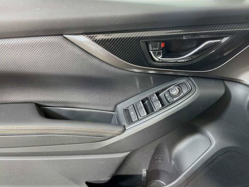 Used 2020 Subaru Crosstrek 2.0i Limited w/ Moonroof Package w/Navigation image 16