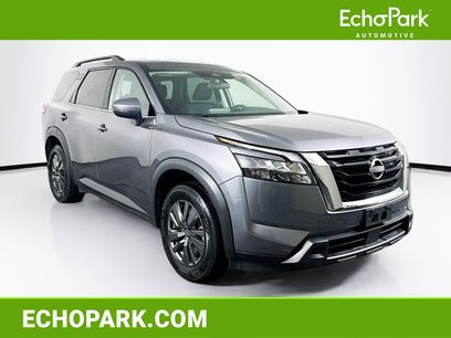 Used 2024 Nissan Pathfinder SV