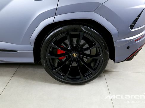 Used 2019 Lamborghini Urus image 36