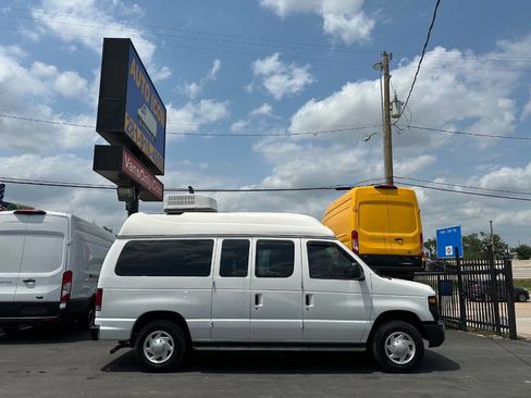 Used 2012 Ford E-150 and Econoline 150 Wagon w/ PWR Windows & Locks Group image 7