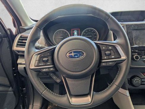 Used 2023 Subaru Forester Premium AWD/4WD image 18