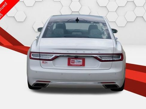 Used 2018 Lincoln Continental Select FWD image 4
