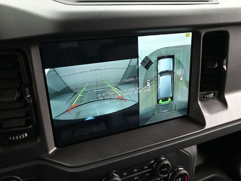 New 2026 Ford Bronco Badlands image 14