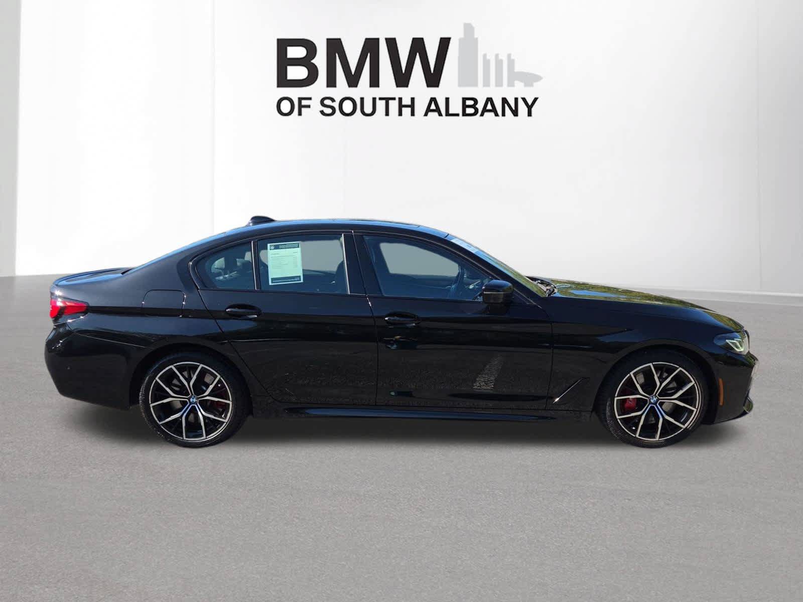 Used 2023 BMW 540i xDrive w/ Dynamic Handling Package AWD/4WD image 2