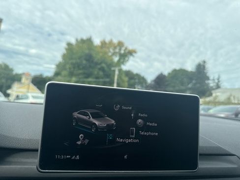 Used 2018 Audi A4 2.0T Premium Plus w/ Premium Plus Package image 33