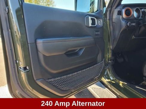 Used 2022 Jeep Gladiator Mojave w/ Cold Weather Group image 8
