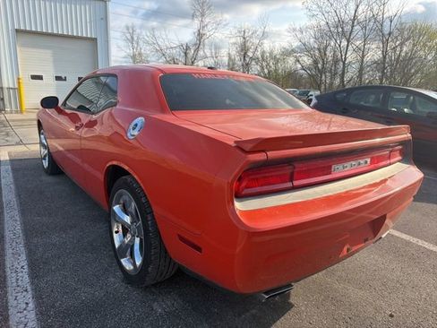 Used 2013 Dodge Challenger R/T image 5