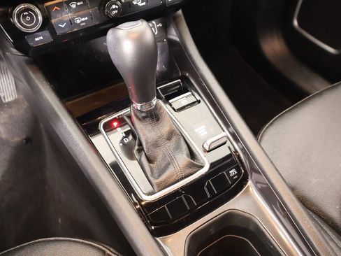 Used 2025 Jeep Compass Latitude image 7