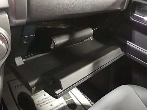 Used 2019 Toyota 4Runner SR5 Premium AWD/4WD image 36