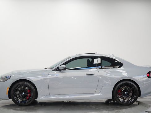 Used 2026 BMW M2 w/ Lighting Package RWD image 6