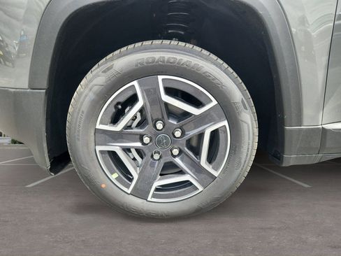 New 2026 Jeep Cherokee Laredo AWD/4WD image 9