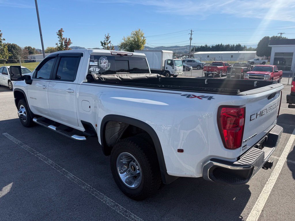 Used 2020 Chevrolet Silverado 3500 LT w/ All Star Edition AWD/4WD image 3