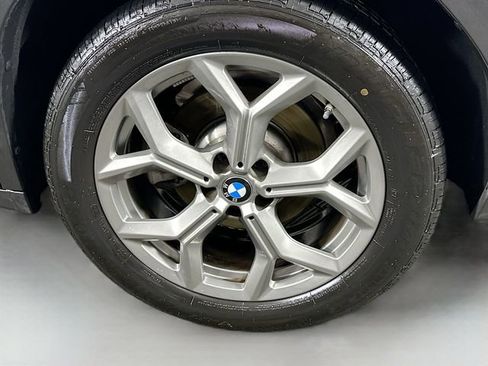 Used 2025 BMW X4 xDrive30i image 31