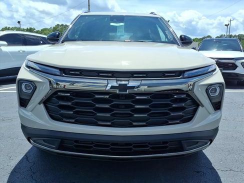 New 2026 Chevrolet TrailBlazer ACTIV w/ Driver Confidence Package AWD/4WD image 9