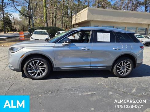 Used 2022 Lincoln Corsair Standard w/ Equipment Group 101A image 2