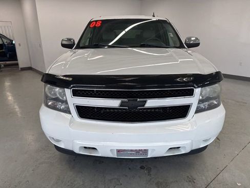 Used 2008 Chevrolet Suburban LT w/ LT Preferred Equipment Group AWD/4WD image 3