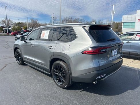 Used 2026 Toyota Grand Highlander AWD Hybrid image 20