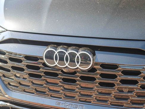 Certified 2024 Audi Q8 e-tron Premium AWD/4WD image 12