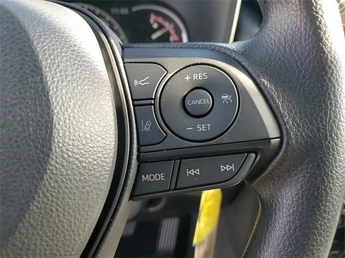 Used 2025 Toyota RAV4 LE image 14