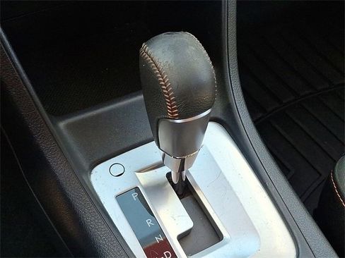 Used 2017 Subaru Crosstrek 2.0i Premium w/ Moonroof Package image 14