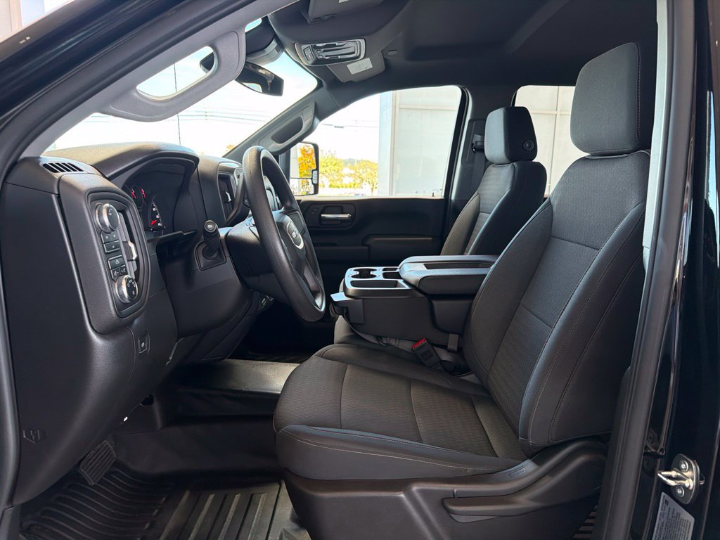 Used 2024 GMC Sierra 2500 Pro w/ Convenience Package AWD/4WD image 10