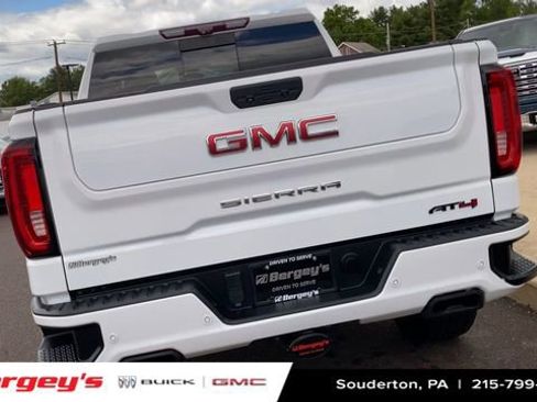 Used 2020 GMC Sierra 1500 AT4 w/ AT4 Carbonpro Edition AWD/4WD image 9