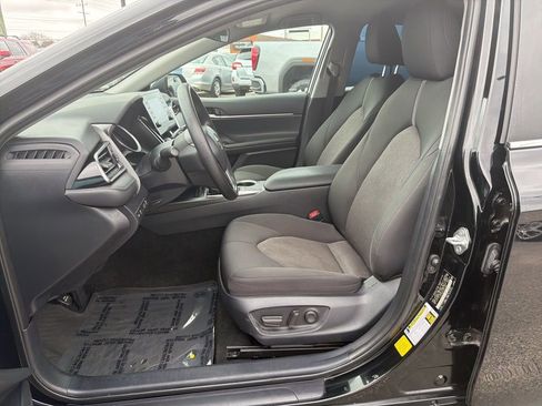 Used 2023 Toyota Camry LE image 14