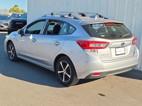 Used 2022 Subaru Impreza Premium image 5
