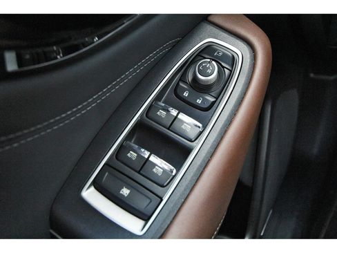 Used 2022 Subaru Outback Touring AWD/4WD image 21