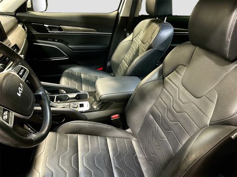 Used 2022 Kia Telluride SX w/ SX Prestige Package image 22