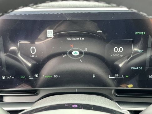 New 2026 Kia Carnival SX w/ SX Dark Edition Package FWD image 11