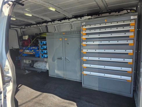 Used 2019 Chevrolet Express 3500 Extended w/ Driver Convenience Package image 13