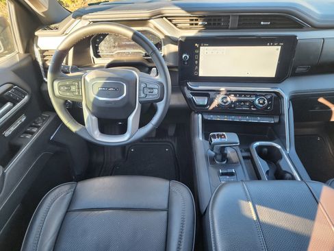 Used 2025 GMC Sierra 1500 Denali image 19