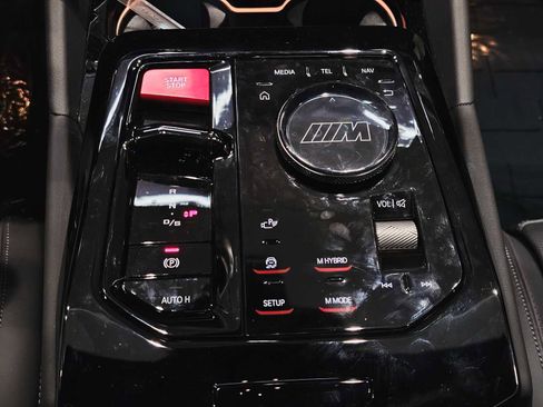 New 2026 BMW M5 w/ Executive Package image 18