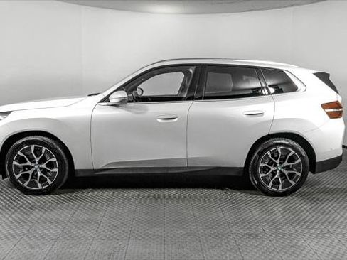Used 2025 BMW X3 xDrive30i w/ Premium Package AWD/4WD image 3