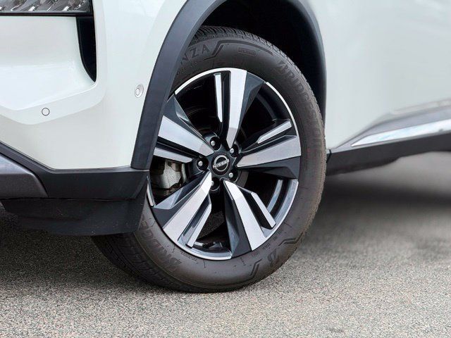 Used 2023 Nissan Rogue SL w/ SL Premium Package AWD/4WD image 2