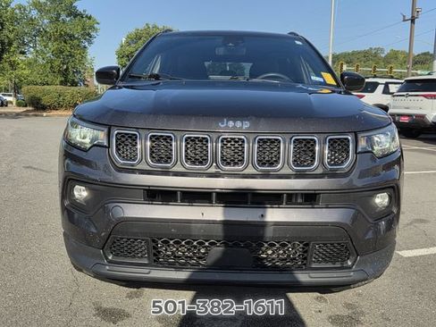 Used 2024 Jeep Compass Latitude AWD/4WD image 8