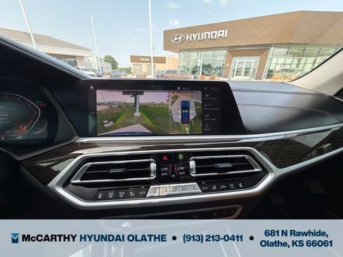 Used 2021 BMW X7 xDrive40i w/ Executive Package 2 AWD/4WD image 9