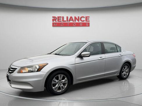 Used 2011 Honda Accord SE image 2