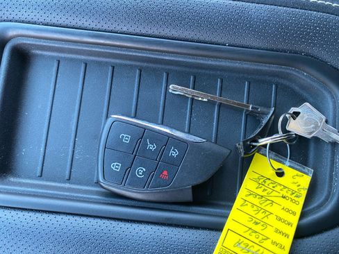 Used 2021 GMC Yukon SLT w/ SLT Luxury Plus Package image 33