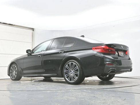 Used 2018 BMW 540i xDrive image 32